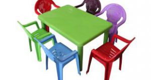 میز صندلی پلاستیکی