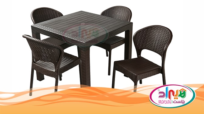 ست میز و صندلی پلاستیکی