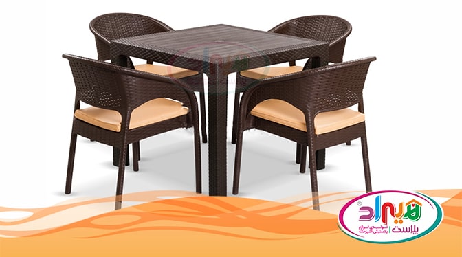 ست میز و صندلی پلاستیکی