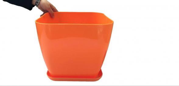 آشنایی با گلدان پلاستیکی رنگی