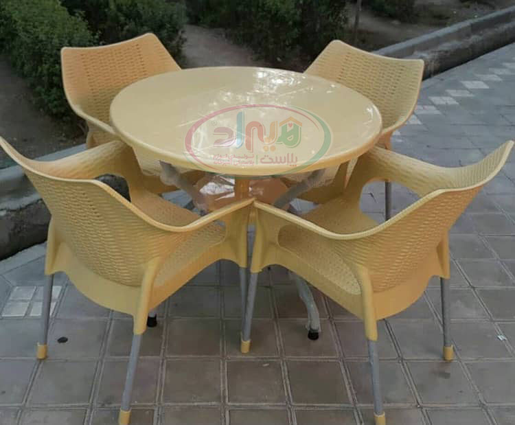 صندلی حصیری ناصر پلاستیک