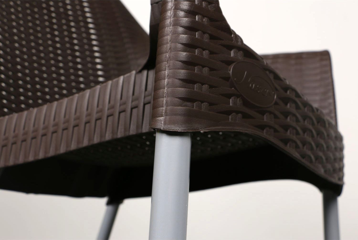 صندلی حصیری ناصر پلاستیک