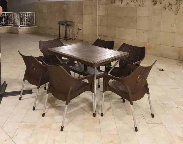 صندلی حصیری ناصر پلاستیک