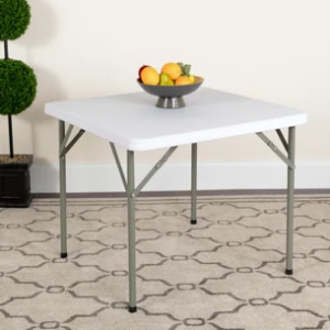 میز پلاستیکی برای رستوران