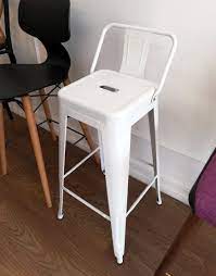 مدل پایه فلزی این محصول