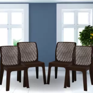 تاریخچه صندلی های پلاستیکی