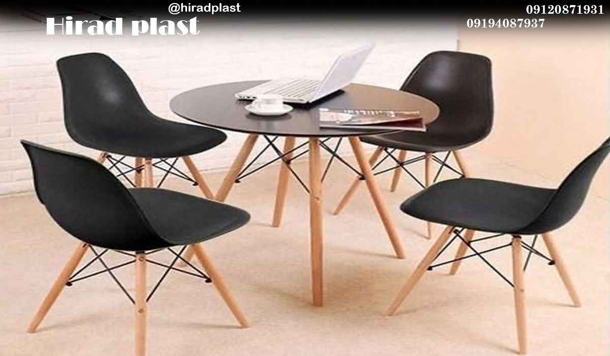 میز و صندلی پایه چوبی