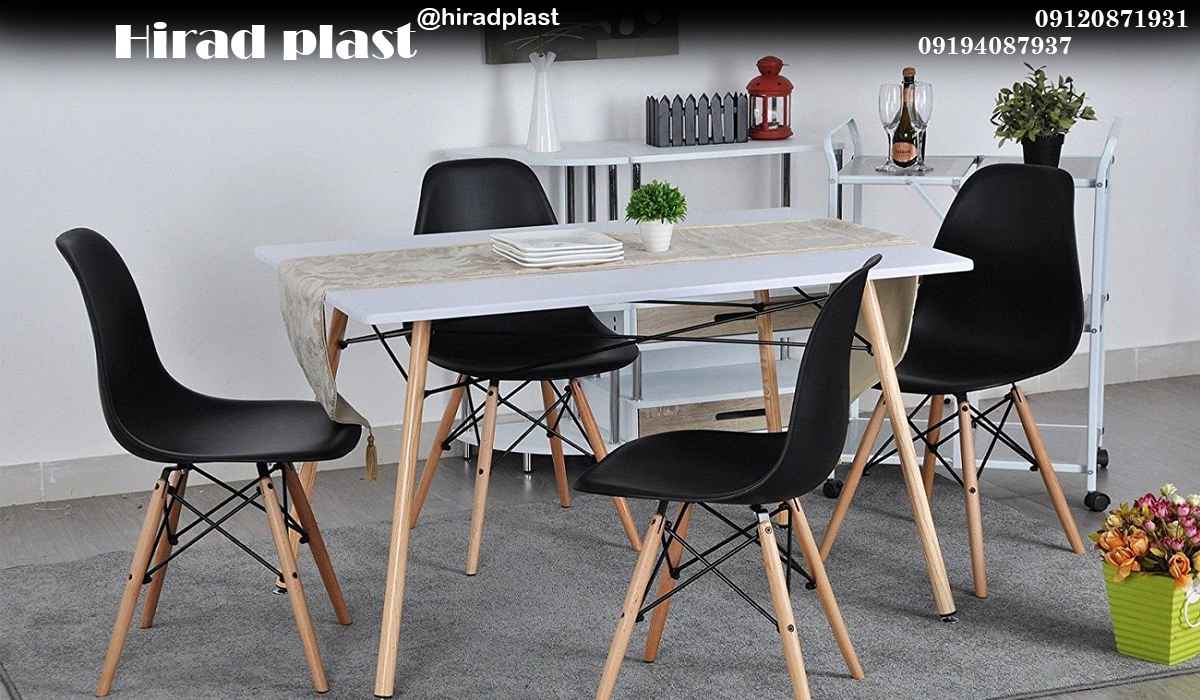 میز و صندلی پلاستیکی پایه چوبی