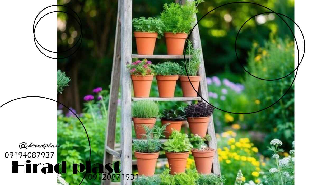 گلدان پلاستیکی کوچک